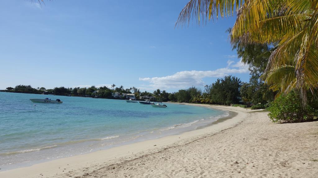 Coconuts Villa Grand Baie Room photo