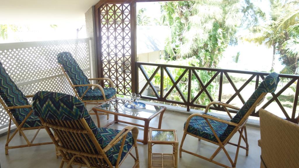 Coconuts Villa Grand Baie Exterior photo
